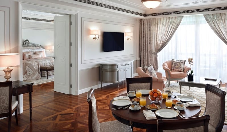 GRAND SUITE